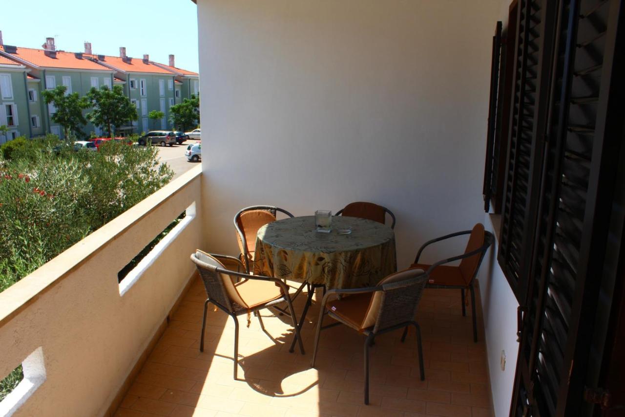 Apartment Arna Krk Town Εξωτερικό φωτογραφία