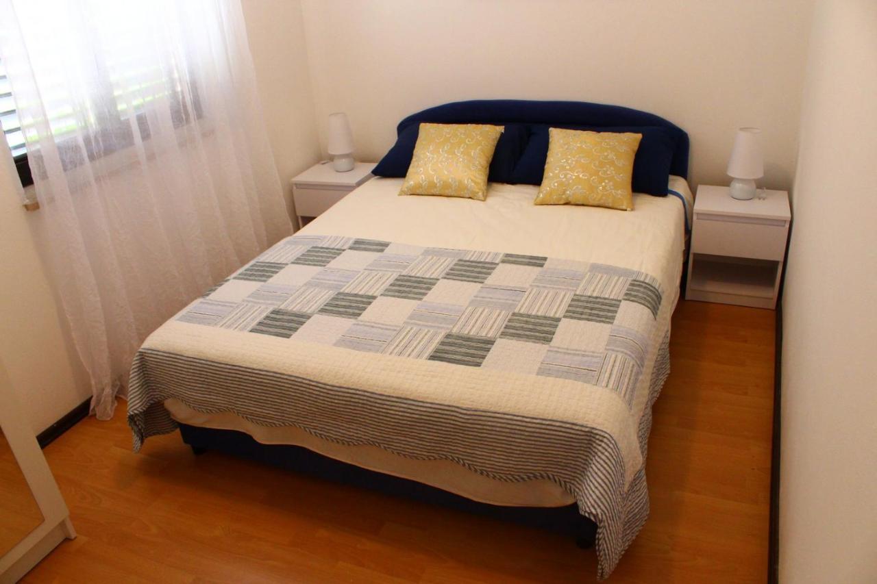 Apartment Arna Krk Town Εξωτερικό φωτογραφία